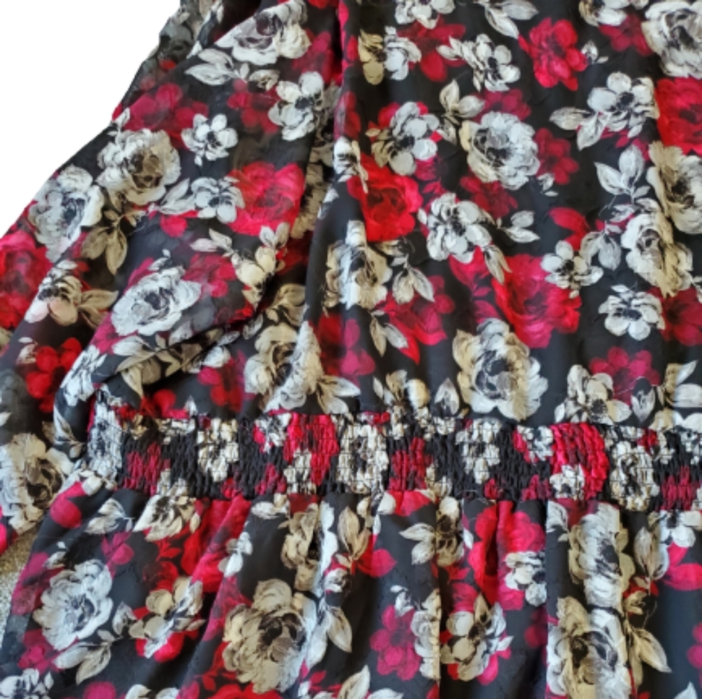 Torrid plus floral v neck blouson long sleeves peplum top, 5XL, blac… - Picture 9 of 14